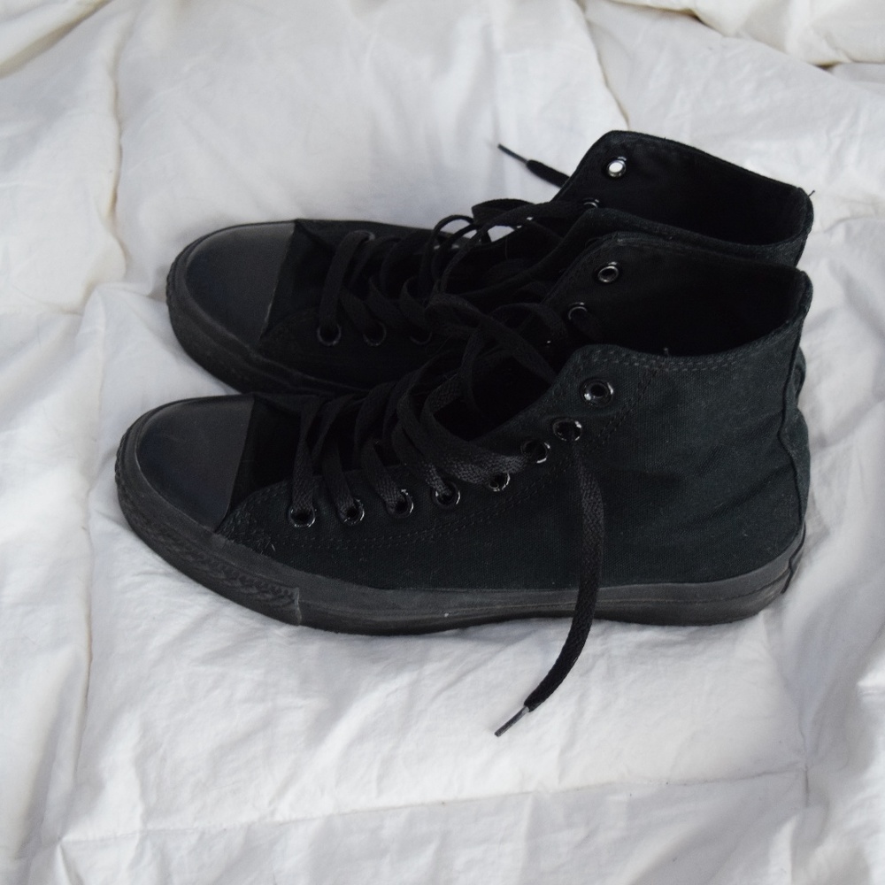 Converse- Black High Tops